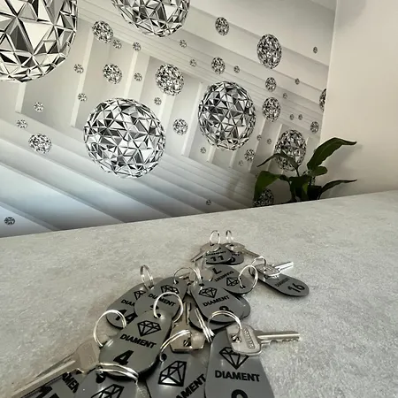 Diament 3*