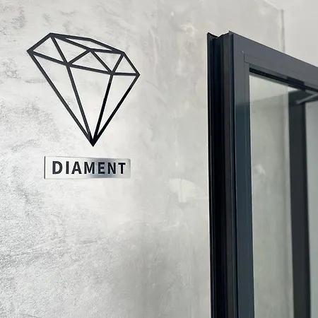 アパートホテル Diament